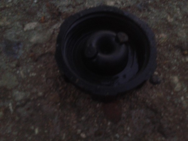 Annonce Bouchon de r&eacute;servoir ktm 400 lc4 1994