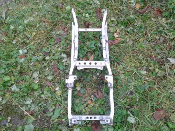 Boucle arriére kawasaki zx9r 2001