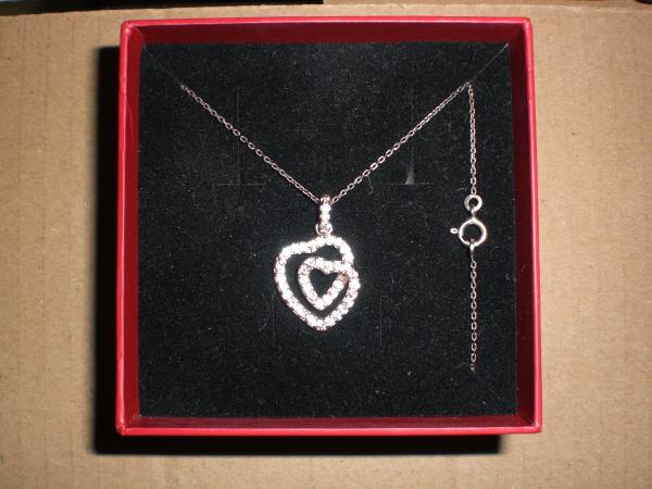 Vente Boucle d'oreille-chaine+pendentif argent ou montre