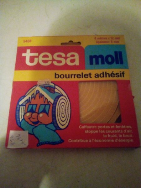 Bourrelet adhesif tesa moll
