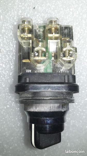 Vente Bouton tournant interrupteur xb2 md31