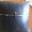 Bracelet croix plaqué or 14k