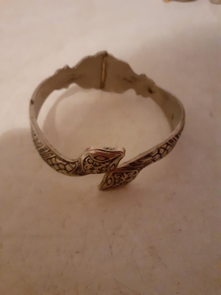 Bracelet en métal serpent