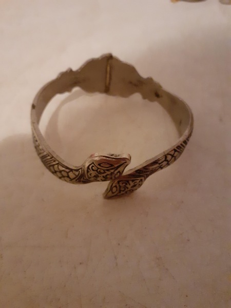 Bracelet en m&eacute;tal serpent