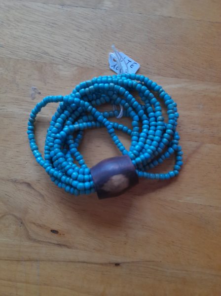 Bracelet ethnique en perle et perle de bois