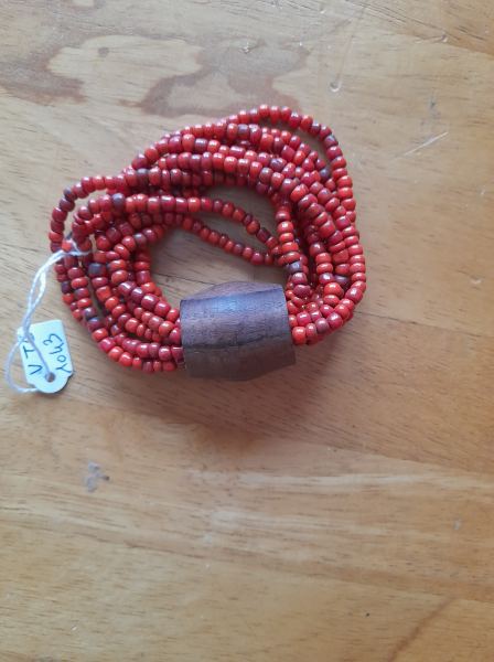 Bracelet ethnique en perle et perle de bois