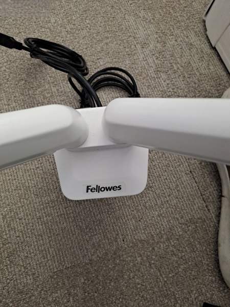 Bras articul&eacute;s pour &eacute;cran pas cher