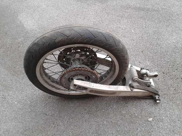 Vente Bras oscillant suzuki 650 frewind 2002