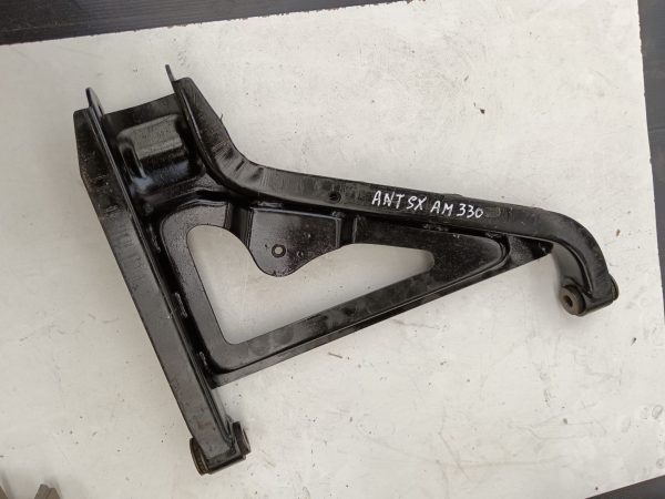 Annonce Bras suspension inférieurs avant maserati qtp s3