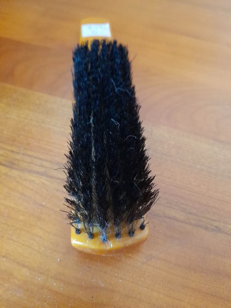 Annonce Brosse de cirage pour chaussure poil