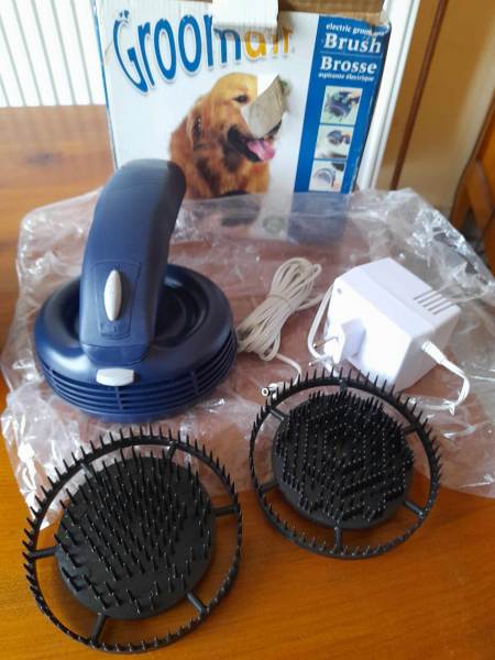 Vente Brosse de toilettage aspirante électrique