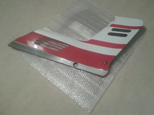 Cache latéral droit honda 1000 cbr 1990 pas cher