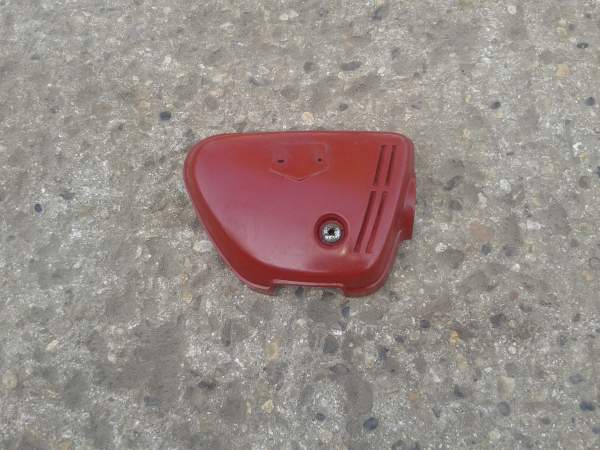 Cache latéral droit honda 250 cb 1978