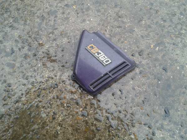 Vente Cache latéral droit honda 360 cb 1978