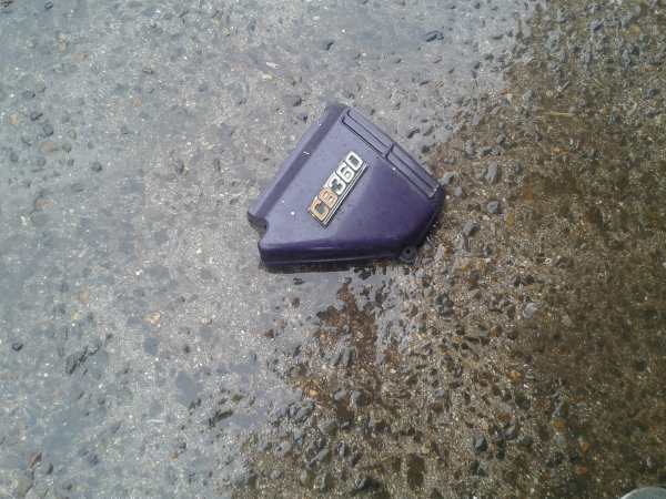 Cache latéral droit honda 360 cb 1978 pas cher