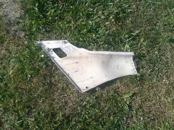 Annonce Cache latéral droit honda 750 vfr 1987