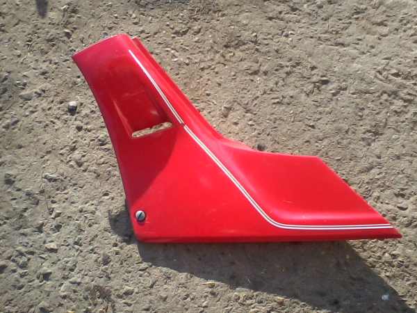 Vente Cache latéral droit rouge  honda vfr 750 1989