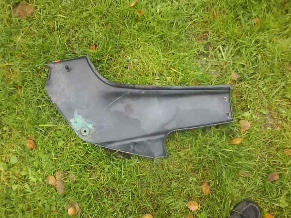 Cache lat&eacute;ral droit kawasaki 500 gpzs 1993 pas cher