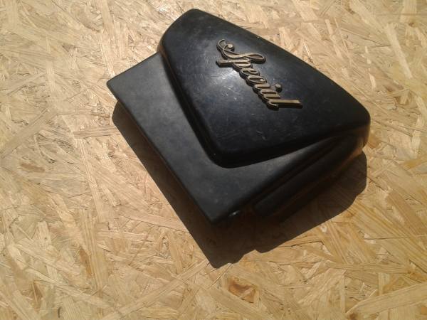 Vente Cache lat&eacute;ral droit noir yamaha 750 xvz 1982