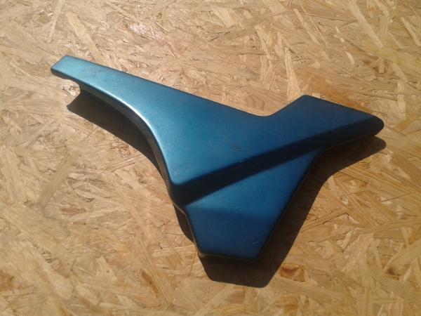 Vente Cache lat&eacute;ral droit yamaha 750 xj seca 1986