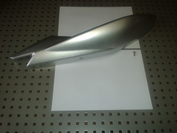 Vente Cache latéral droit yamaha fz6 2008