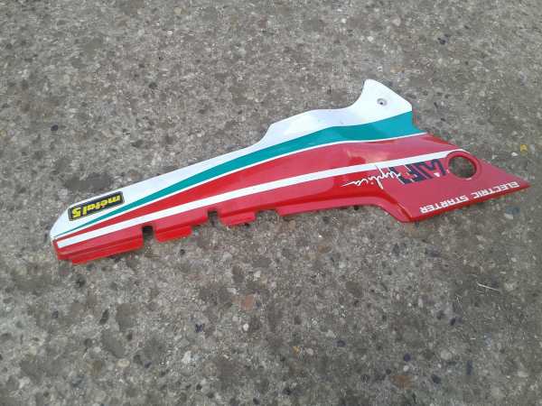 Annonce Cache latéral gauche aprilia 125 af1 sinthési 1989