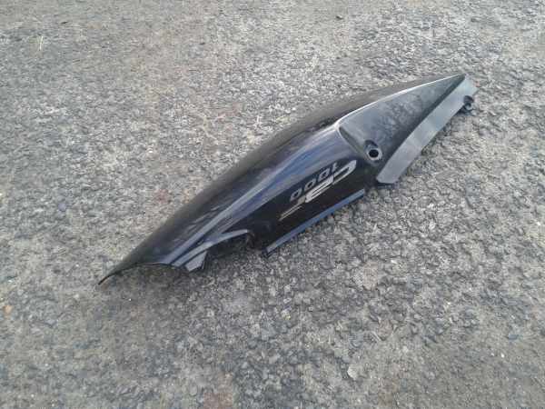Cache latéral gauche honda 1000 cbf 2008 pas cher