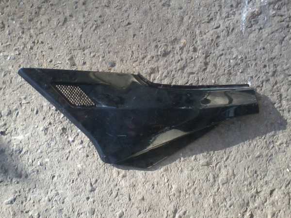 Cache latéral gauche honda 1000 vff 1985 pas cher