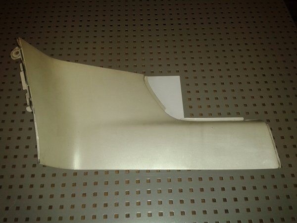 Cache latéral gauche honda 800 pacific coast 1998