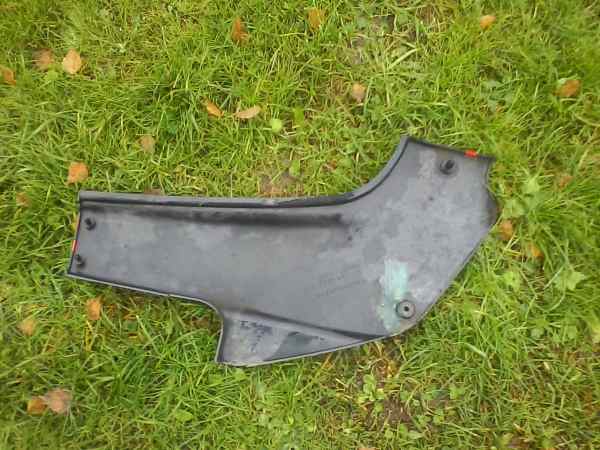 Cache lat&eacute;ral gauche kawasaki 500 gpzs 1993 pas cher