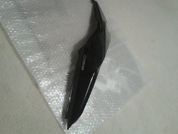 Vente Cache lat&eacute;ral gauche kawasaki z 650 ninja 2017