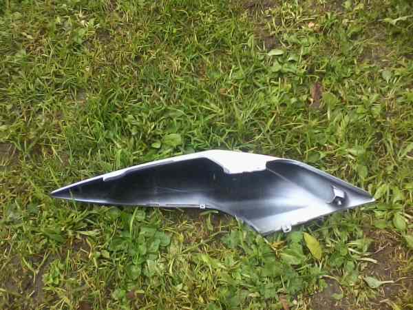 Cache lateral gauche kawasaki z 750 2011 pas cher
