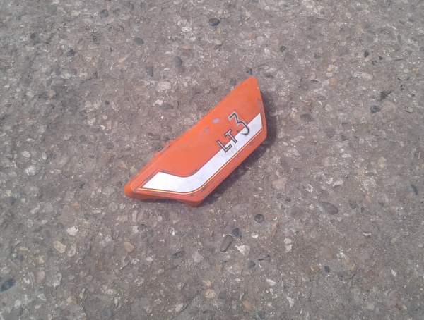 Annonce Cache lat&eacute;ral gauche motob&eacute;cane 125 lt3 1975