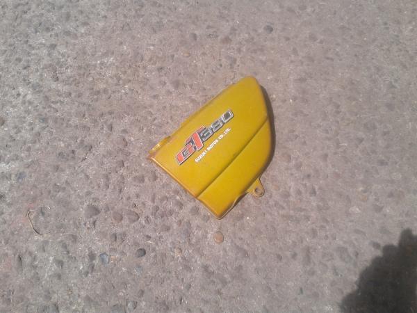 Cache latéral gauche or suzuki 380 gt 1976 pas cher