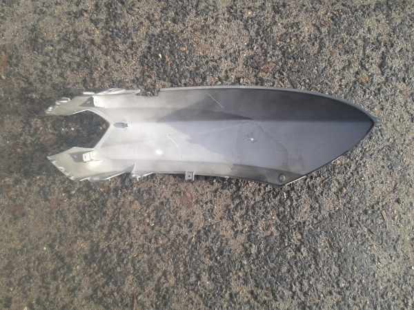 Annonce Cache latéral gauche peugeot 50 kees bee 2016