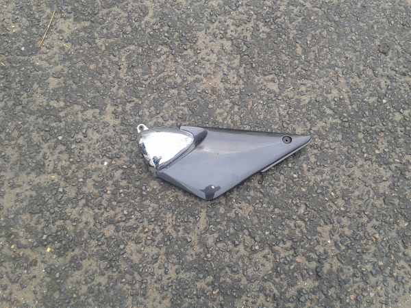 Cache latéral gauche suzuki 1200 bandit 2005 pas cher