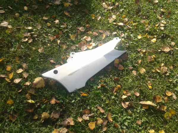 Cache lat&eacute;ral gauche yamaha fjr 1300 2005 pas cher