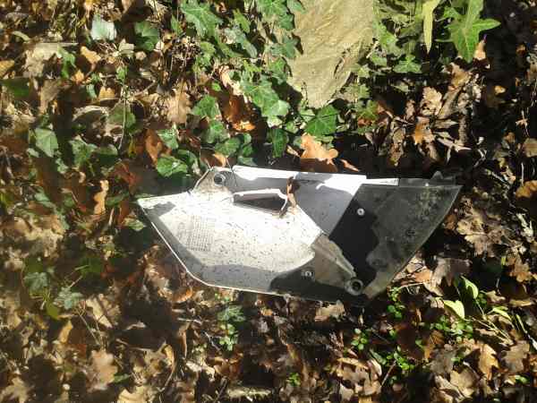 Annonce Cache lat&eacute;ral gauche yamaha yz 85 2014