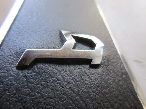 Cache radio alfa romeo montreal pas cher