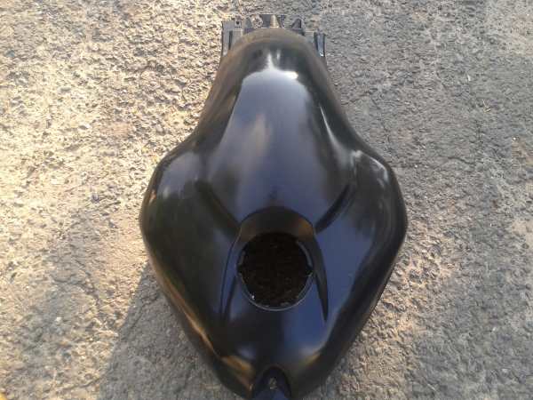 Cache r&eacute;servoir yamaha 50 tzr 2014