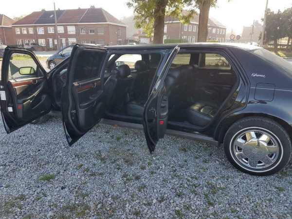 Vente Cadillac deville superior 6 portes 9 places 4.7i v