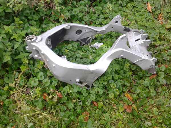 Cadre yamaha 1300 fjr 2001