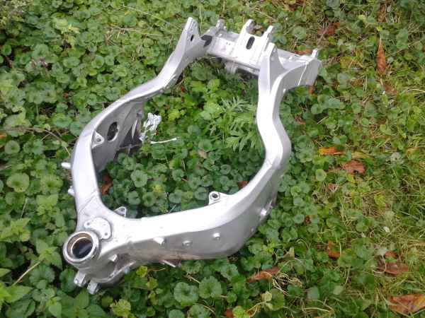 Cadre yamaha 1300 fjr 2001 pas cher