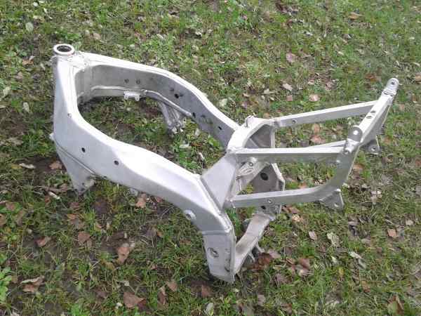 Annonce Cadre yamaha 750 yzf 1994