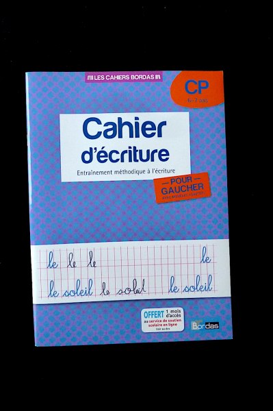 Cahier &eacute;criture pour gaucher