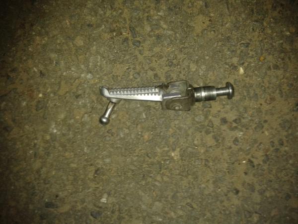 Calepied avant gauche yamaha mt09 2018