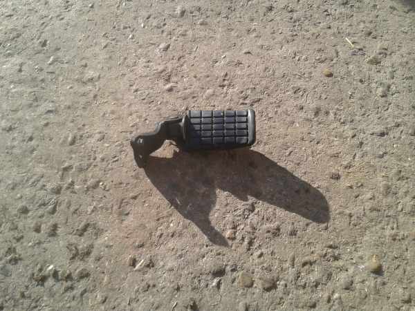 Calepied avd honda pc 800 pacific coast 1989 pas cher