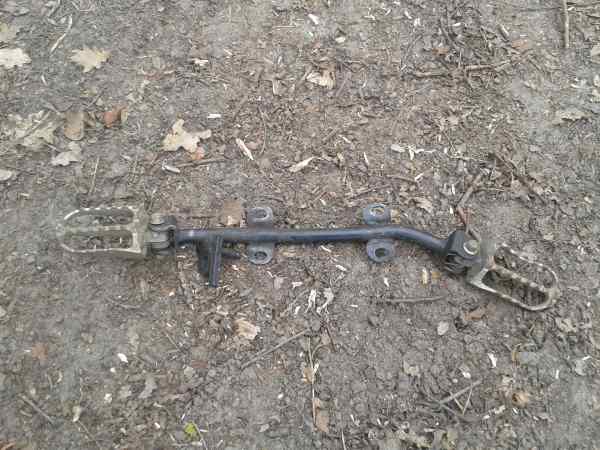 Calepieds avant dirt 2009