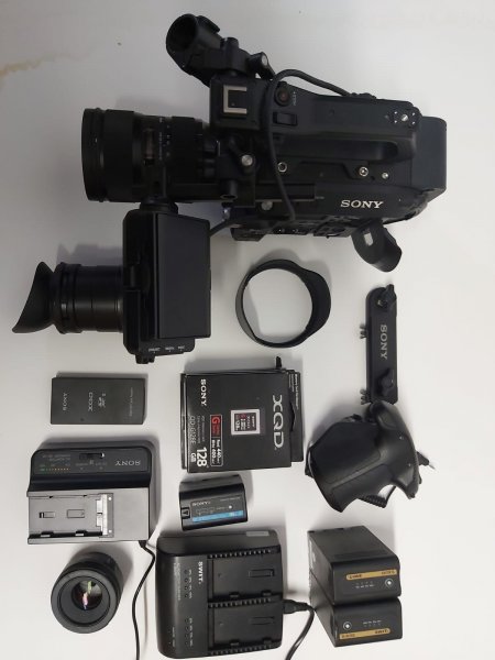 Caméra sony fs7 2 pack complet et sac de transport