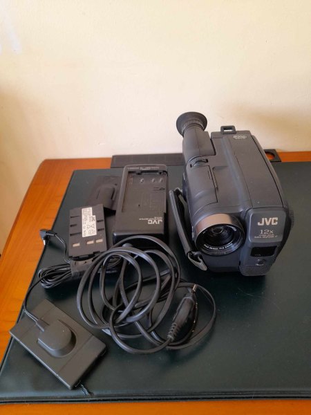 Camescope jvc gr - ax 48s - secam vhs c